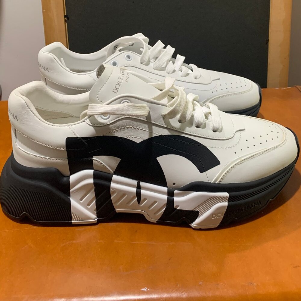 DOLCE & GABBANA PLATFORM SNEAKERS SIZE 10